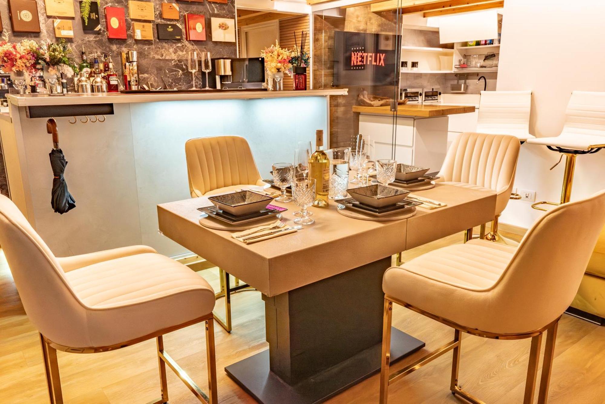 Luxe & Central Haven - Jacuzzi, Sauna, Steam, Private Parking โกโม ภายนอก รูปภาพ